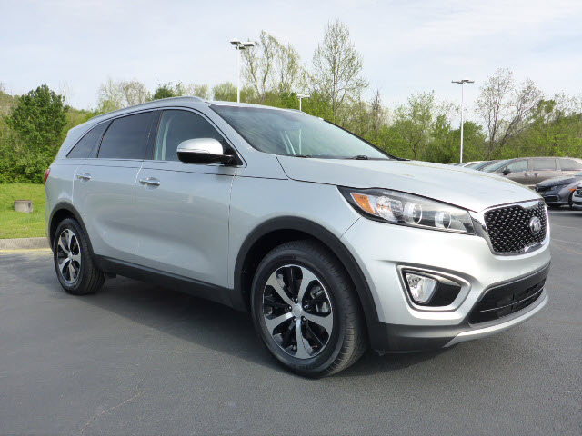 Pre-Owned 2016 Kia Sorento EX V6 EX V6 4dr SUV in Knoxville #P133645A ...